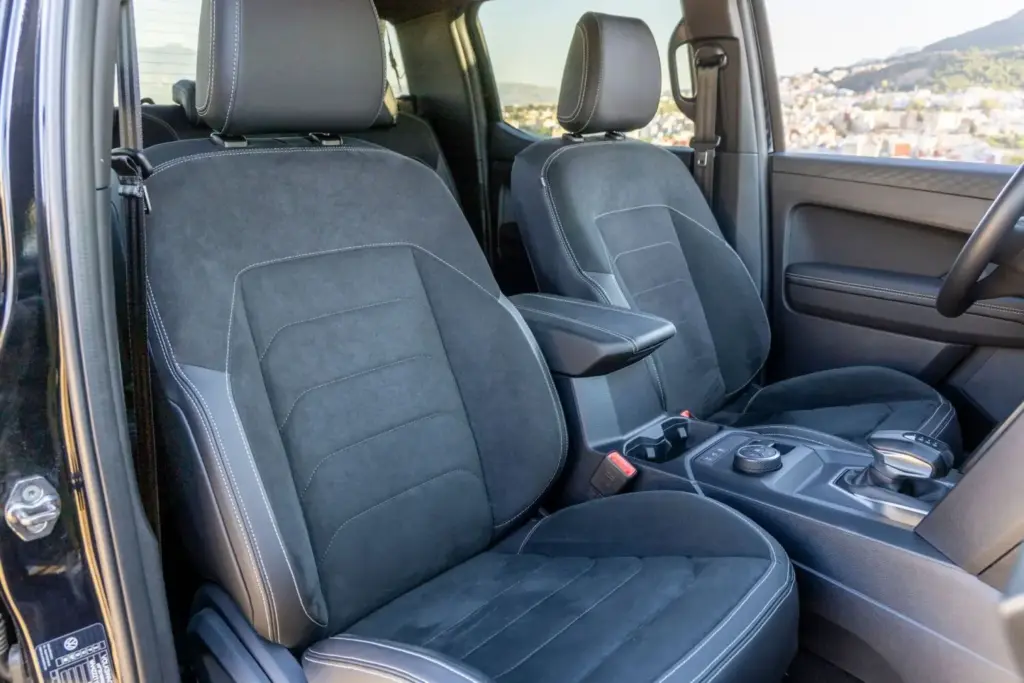 Volkswagen Amarok Dark Label 2 Motor16