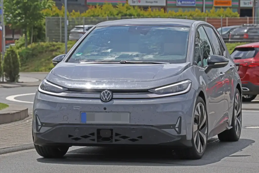 Volkswagen ID.3 Neo GTI 2027 espia 3 Motor16