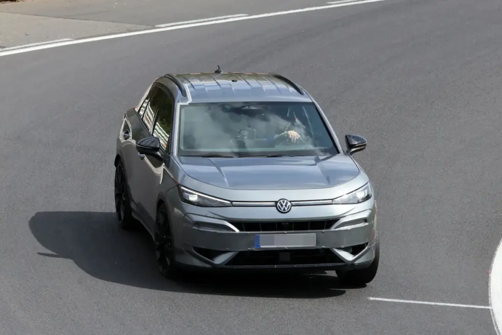 Volkswagen T ROC R 1 Motor16