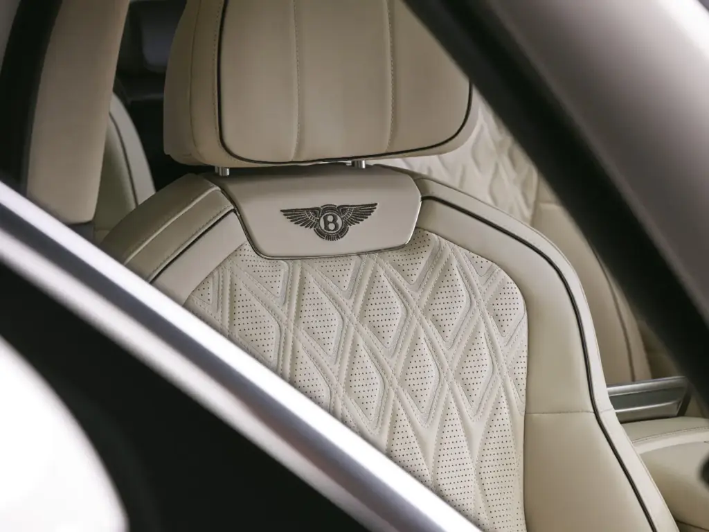 bentley Flying Spur 2026 1 Motor16