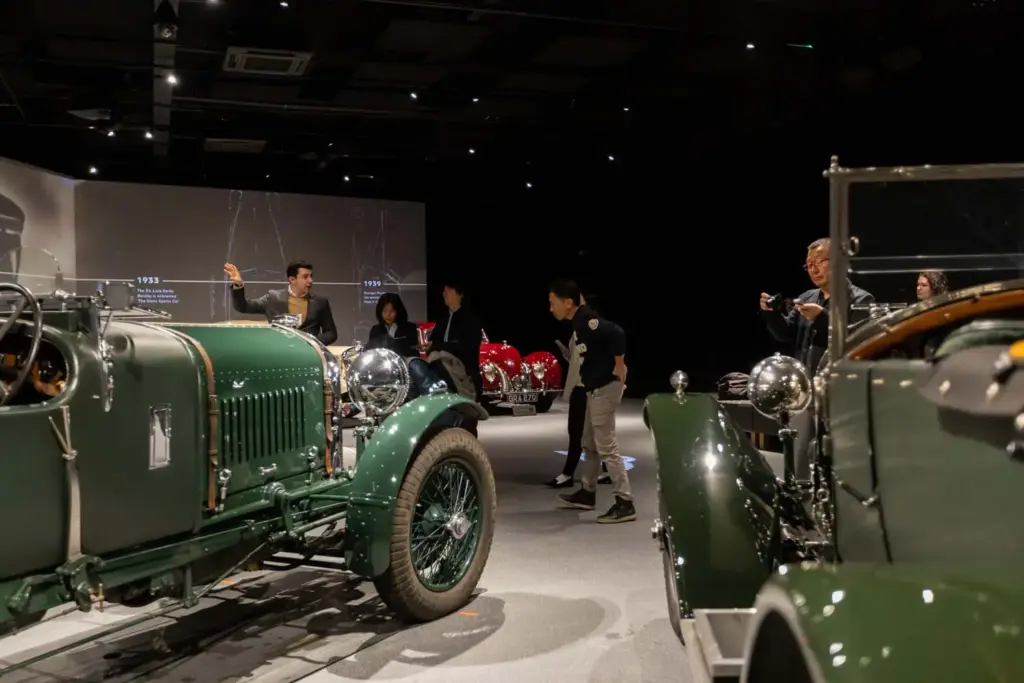 Bentley abre al público su centro de visitantes de Crewe, hasta ahora reservado para 2 clientes de Motor16 Bentley Crewe visita 3 Motor16
