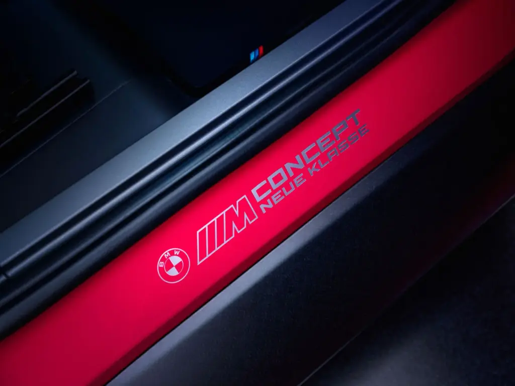 El futuro BMW M3 eléctrico, anticipado por el BMW M Concept Neue Klasse mostrado en Le Mans 9 Motor16 El futuro BMW M3 eléctrico, anticipado por el BMW M Concept Neue Klasse mostrado en Le Mans