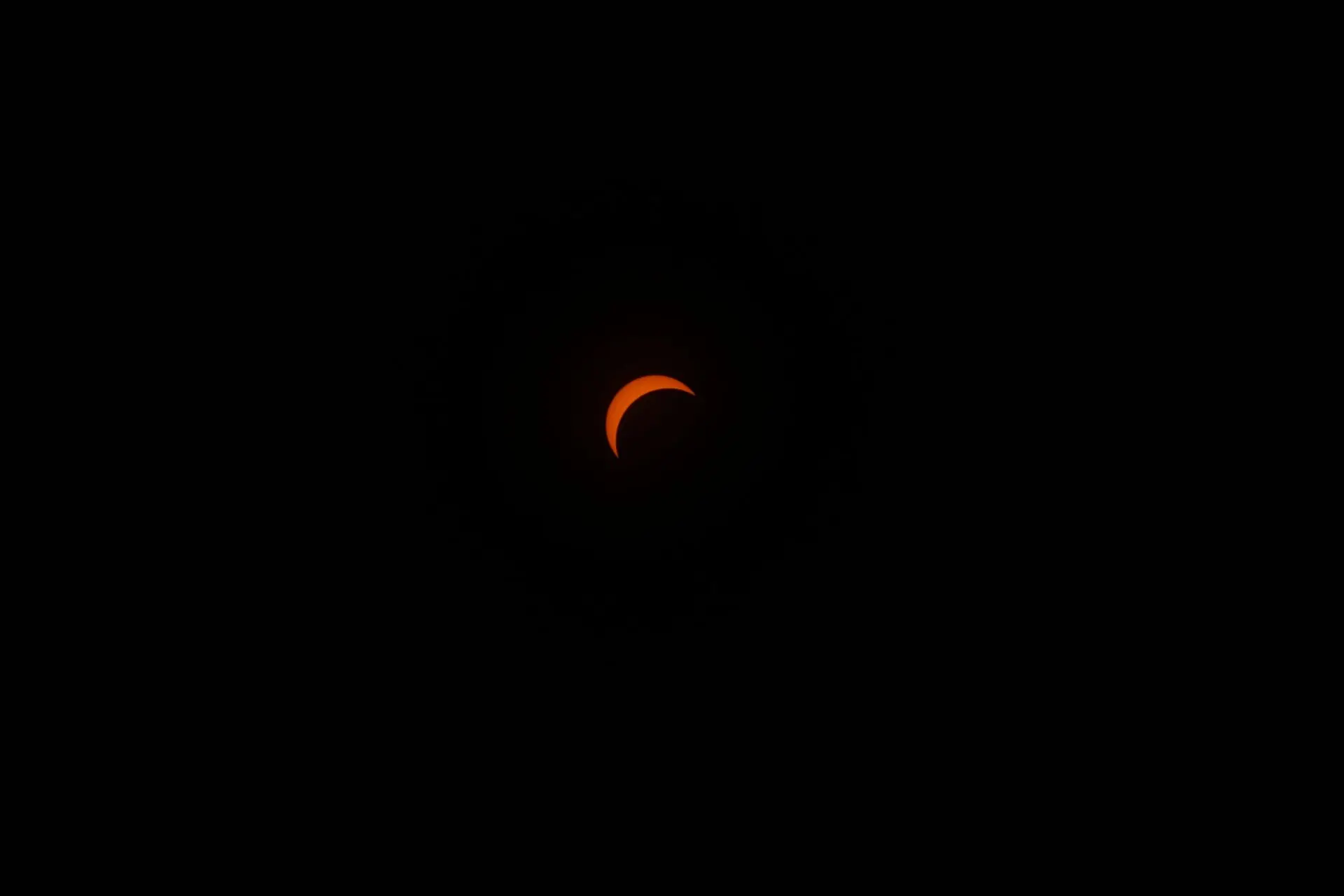 Eclipse solar 2026 moto: las precauciones que AEMET exige a los motoristas 1 Motor16 eclipse total agosto 2026