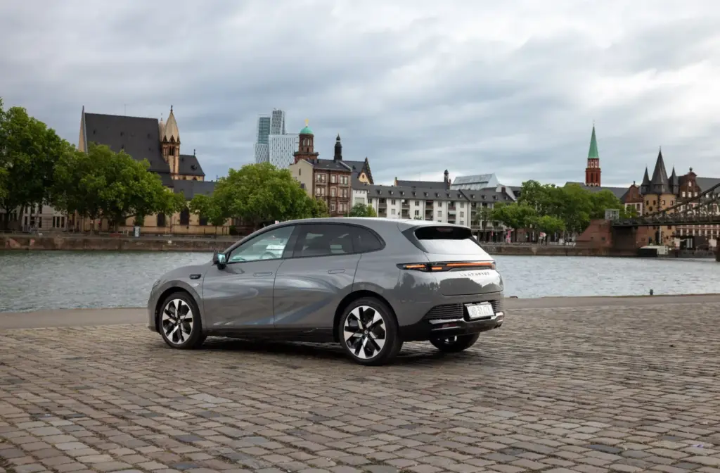 Primera prueba del Leapmotor B05: Compacto eléctrico afinado en Europa 34 Motor16 leapmotor b05 gris 5 Motor16