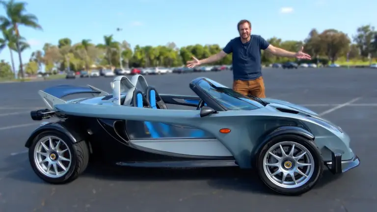Lotus 340R a subasta por Doug DeMuro: el coche ultraligero de 2000 con solo 340 unidades