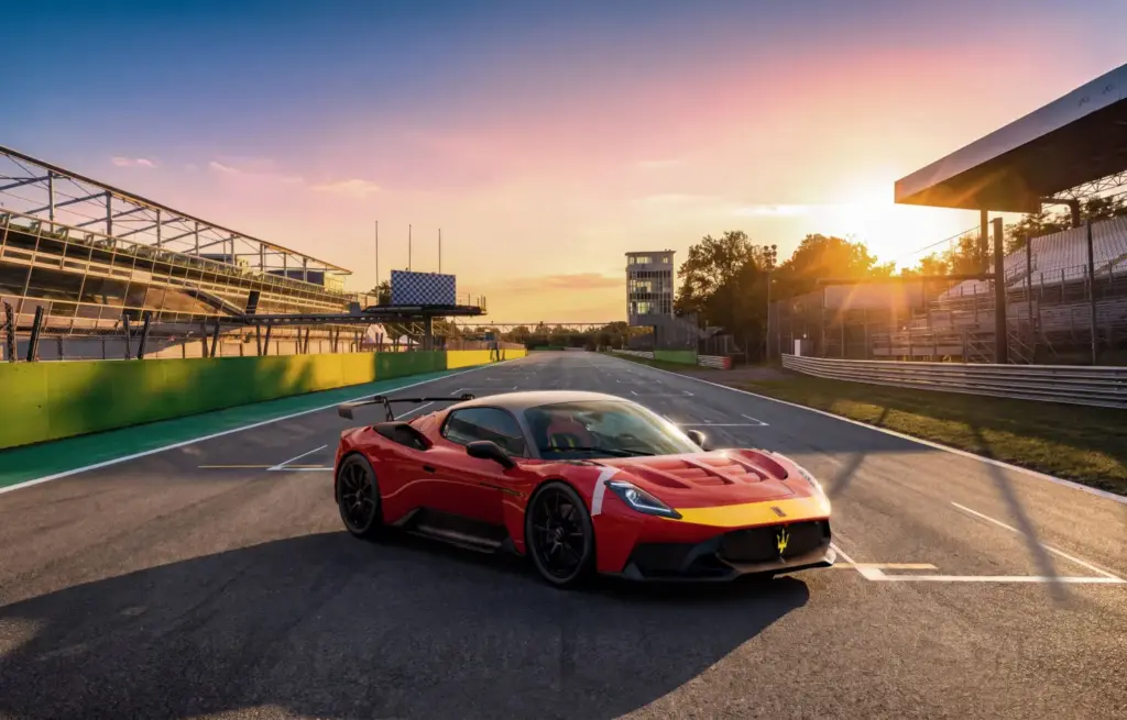 El Maserati GT2 vuelve a Monza con libreas que homenajean al mítico Juan Manuel Fangio 2 Motor16 El Maserati GT2 vuelve a Monza con libreas que homenajean al mítico Juan Manuel Fangio
