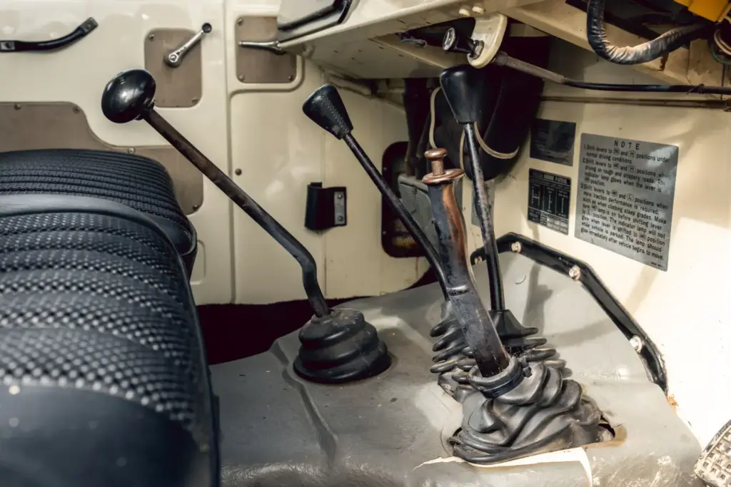 nissan patrol historia v8 australia espana zona franca 47 Motor16