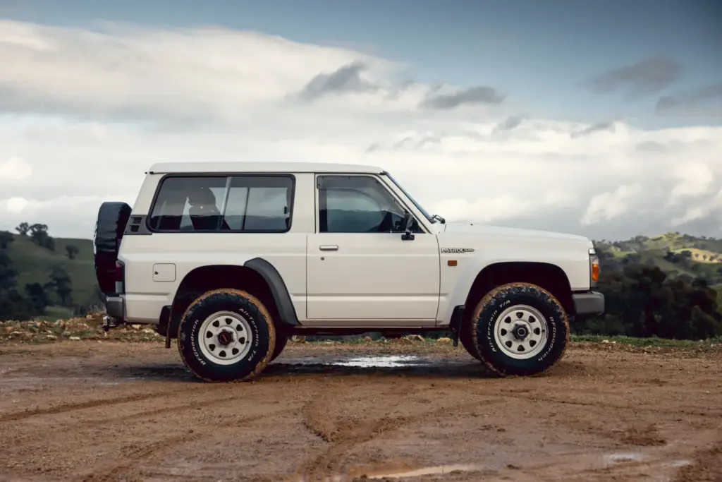 nissan patrol historia v8 australia espana zona franca 60 Motor16