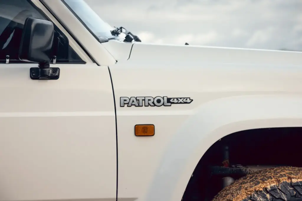 nissan patrol historia v8 australia espana zona franca 64 Motor16