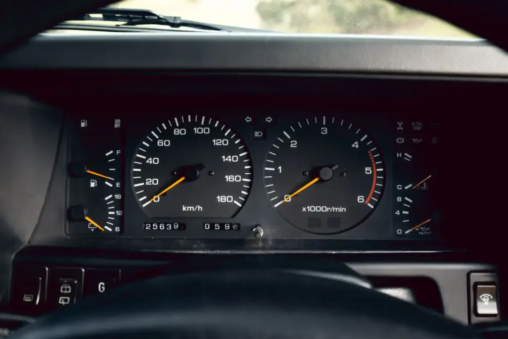 nissan patrol historia v8 australia espana zona franca 75 Motor16