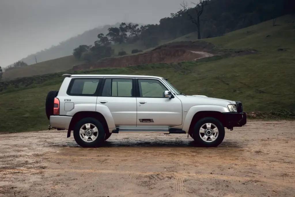 nissan patrol historia v8 australia espana zona franca 86 Motor16