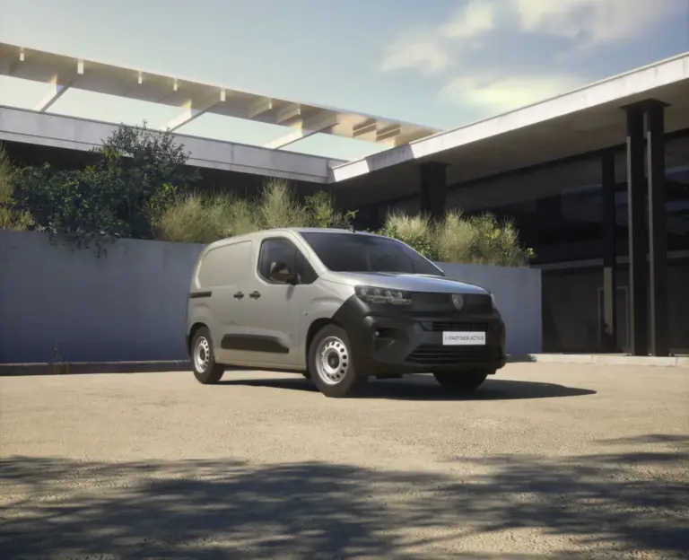 Stellantis Pro One lanza la Smart Compact Van, una nueva generación de furgonetas compactas pensada para los profesionales