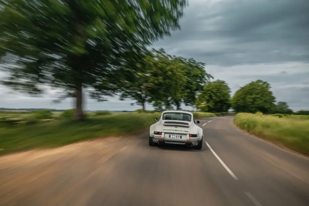 Este Porsche 911 964 supera en potencia específica al actual 911 GT3 51 Motor16 Este Porsche 911 964 supera en potencia específica al actual 911 GT3