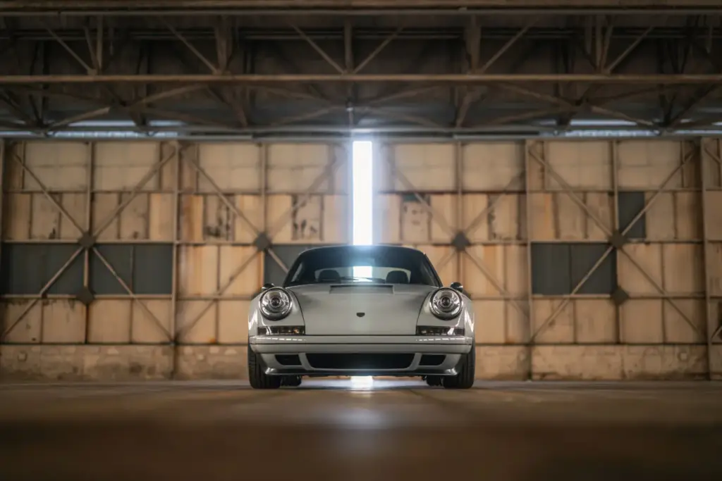 Este Porsche 911 964 supera en potencia específica al actual 911 GT3 33 Motor16 porsche 911 964 restomod theon 48 Motor16
