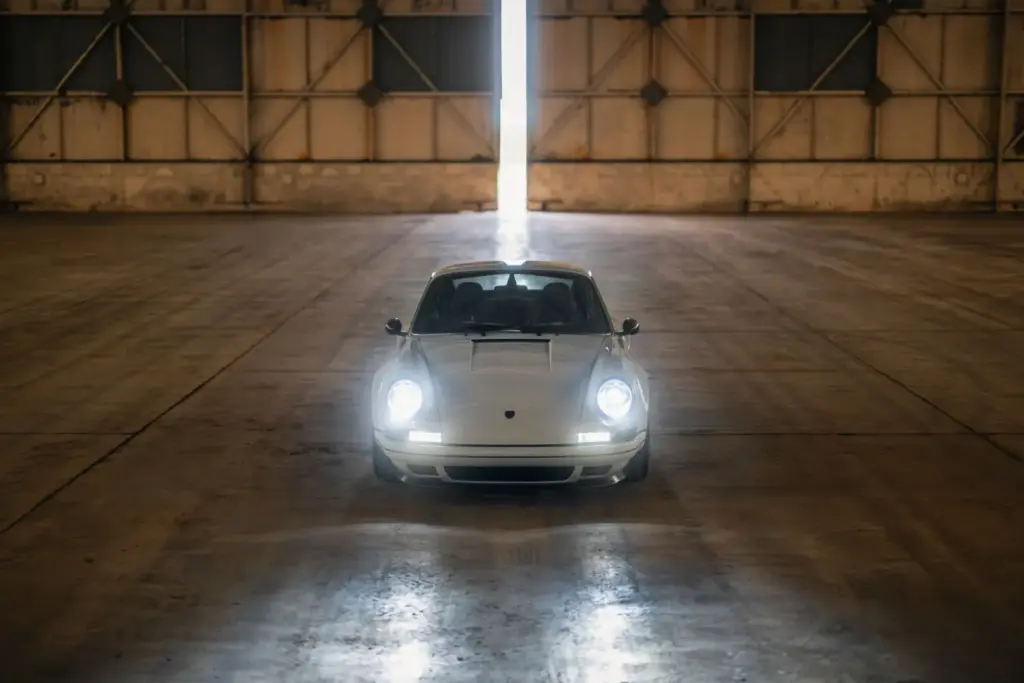 Este Porsche 911 964 supera en potencia específica al actual 911 GT3 30 Motor16 porsche 911 964 restomod theon 51 Motor16