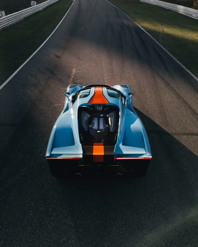 El JC9 es un Porsche Carrera GT one off no oficial que emula al clásico 917 1 Motor16 El JC9 es un Porsche Carrera GT one off no oficial que emula al clásico 917