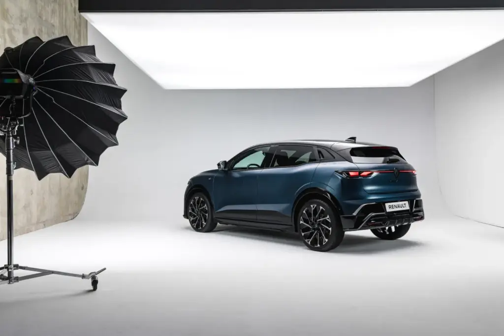 renault Megane nuevo 2027 e tech electrico 15 Motor16
