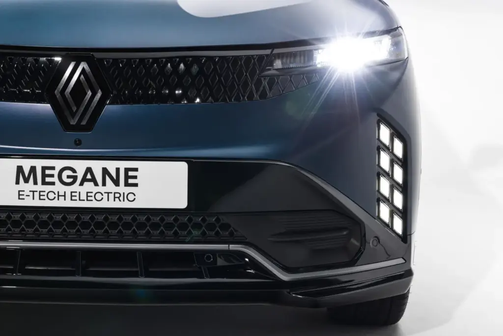 renault Megane nuevo 2027 e tech electrico 35 Motor16