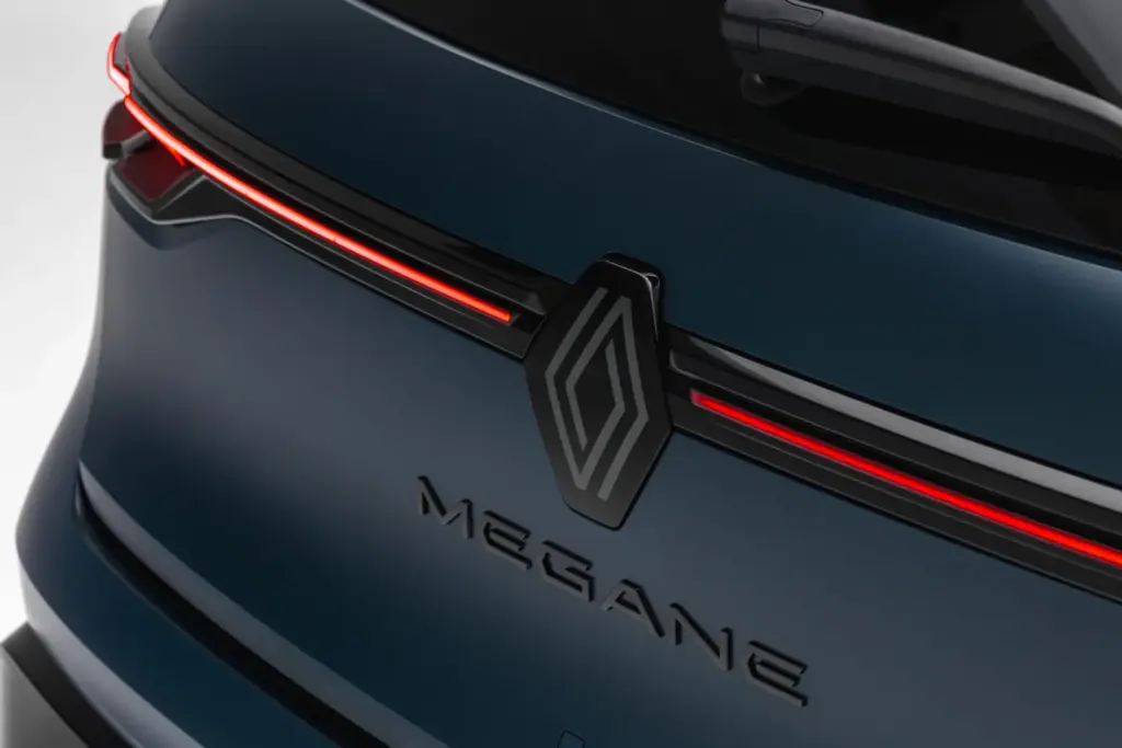 renault Megane nuevo 2027 e tech electrico 37 Motor16