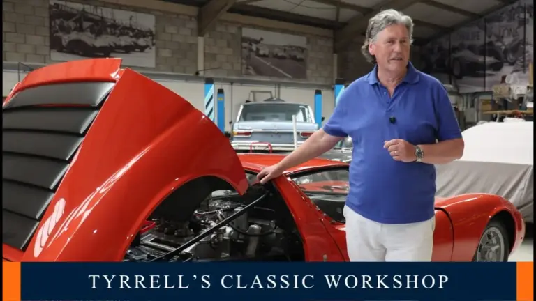 Ian Tyrrell desvela los secretos de la restauración del Lamborghini Miura y su ajuste de carburadores