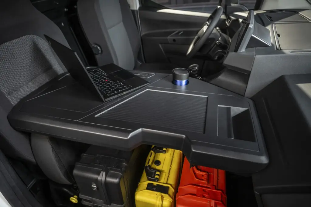 Stellantis Pro One lanza la Smart Compact Van, una nueva generación de furgonetas compactas pensada para los profesionales 19 Motor16 scv pro one int6 8dwj3t Motor16