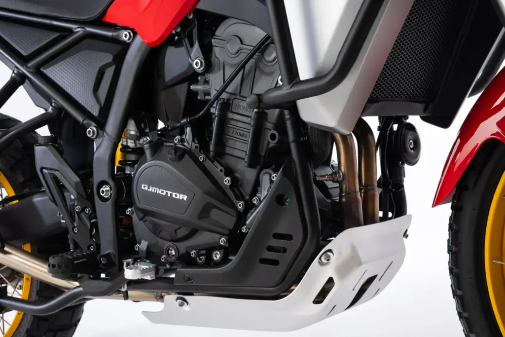 srt 450rx detalles 5 Motor16