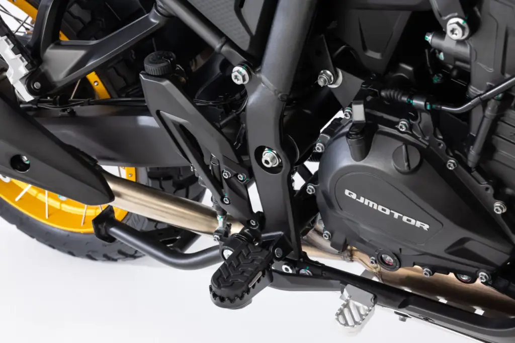 srt 450rx detalles 8 Motor16