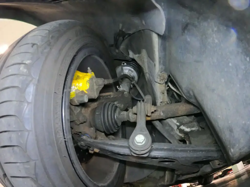 Este Volkswagen New Beetle pickup acaba de subastarse a un precio de risa en Reino Unido 5 Motor16 volkswagen new beetle v5 pick up ute 2003 2025 15 Motor16