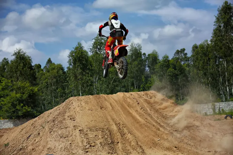 Llega la Yamaha YZ250F 2027: motor más revolucionado y bastidor de la YZ450F