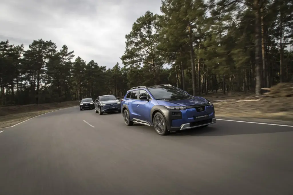 Subaru acelera su ofensiva eléctrica. Detalles y precios de sus nuevos Uncharted, E-Outback y Solterra 16 Motor16 1. Gama EV Subaru 10 Motor16
