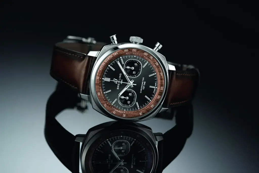 Breitling y Aston Martin reviven el mito de James Bond con un reloj que tiene el ADN del DB5 14 Motor16 15 Breitling Top Time B01 Chronograph 41 Tribute to Aston Martin DB5 Motor16