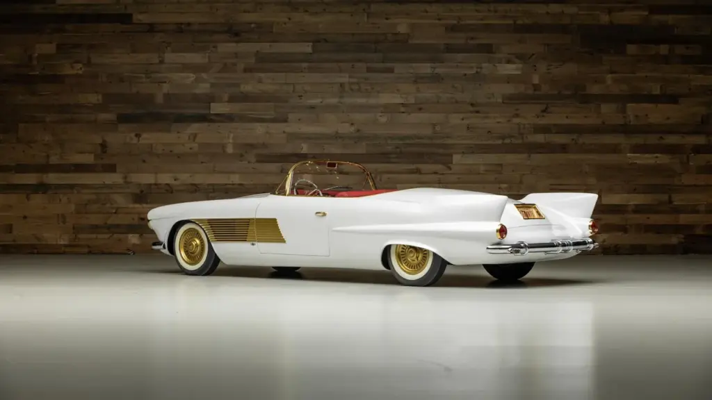 1953 Cadillac elegante concept Kruse 10 Motor16