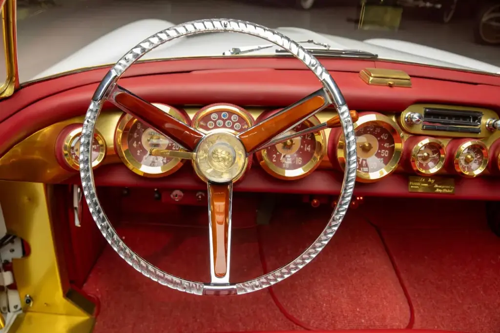 1953 Cadillac elegante concept Kruse 16 Motor16