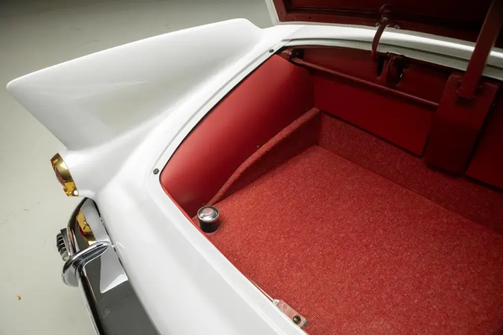 1953 Cadillac elegante concept Kruse 26 Motor16