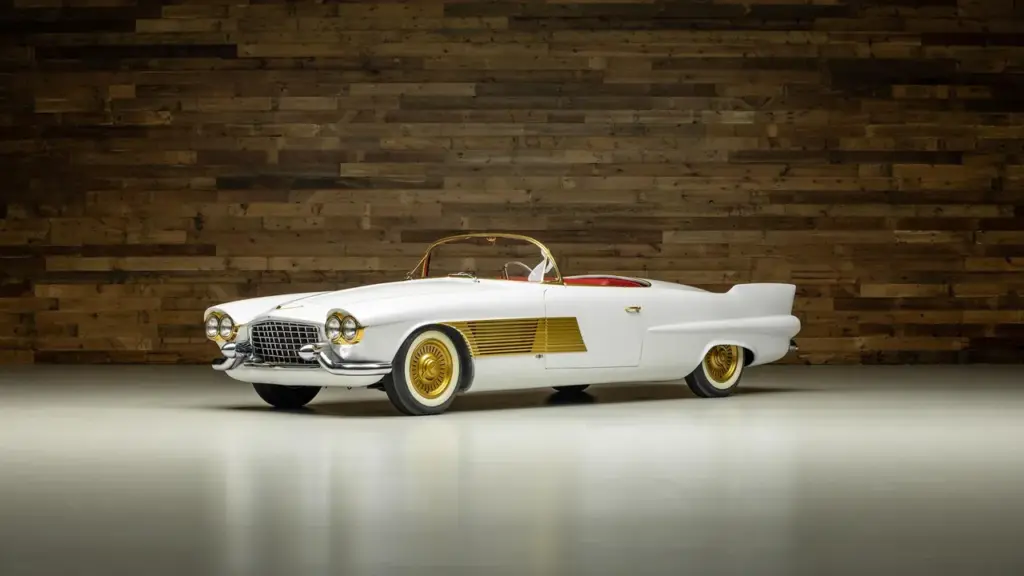 1953 Cadillac elegante concept Kruse 7 Motor16