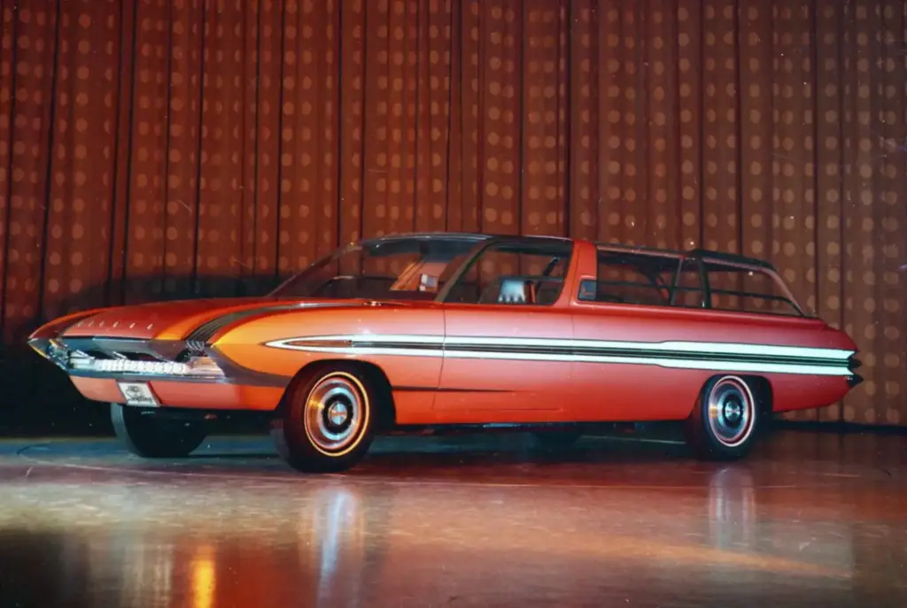 Ford Aurora: El prototipo de 1964 que imaginó el coche del futuro décadas antes de hacerse realidad 14 Motor16 1964 Ford Aurora concept car 9 Motor16