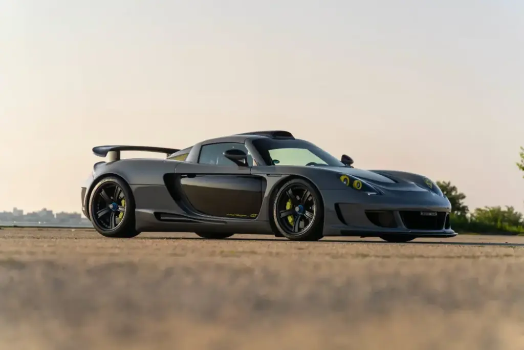 Gemballa Mirage GT: El Porsche Carrera GT más salvaje del que solo fabricaron 25 piezas 9 Motor16 2004 Gemballa Mirage GT Mecum 10 Motor16