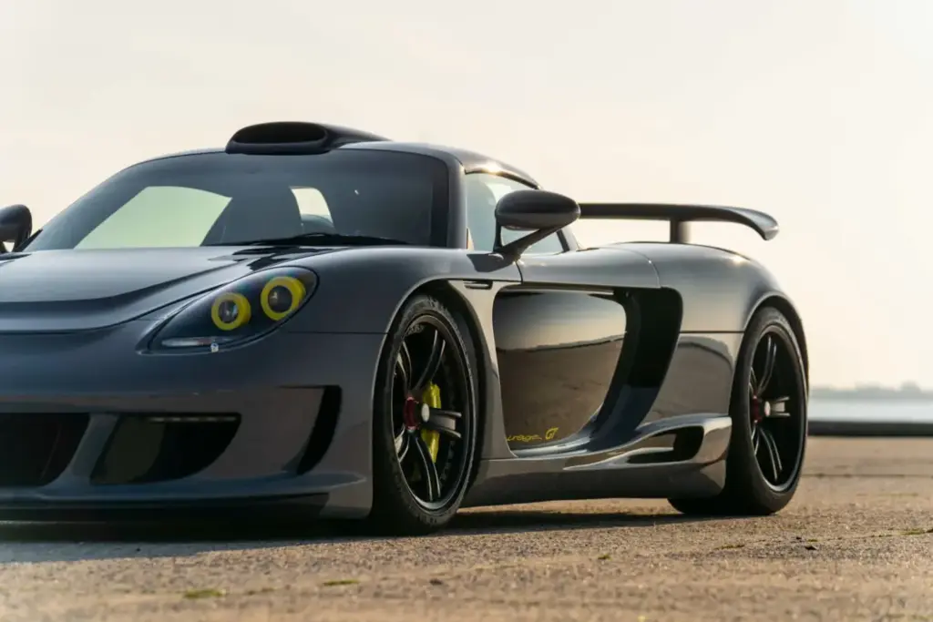 Gemballa Mirage GT: El Porsche Carrera GT más salvaje del que solo fabricaron 25 piezas 15 Motor16 2004 Gemballa Mirage GT Mecum 13 Motor16
