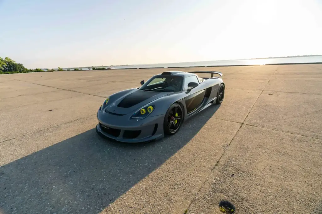 Gemballa Mirage GT: El Porsche Carrera GT más salvaje del que solo fabricaron 25 piezas 6 Motor16 2004 Gemballa Mirage GT Mecum 24 Motor16