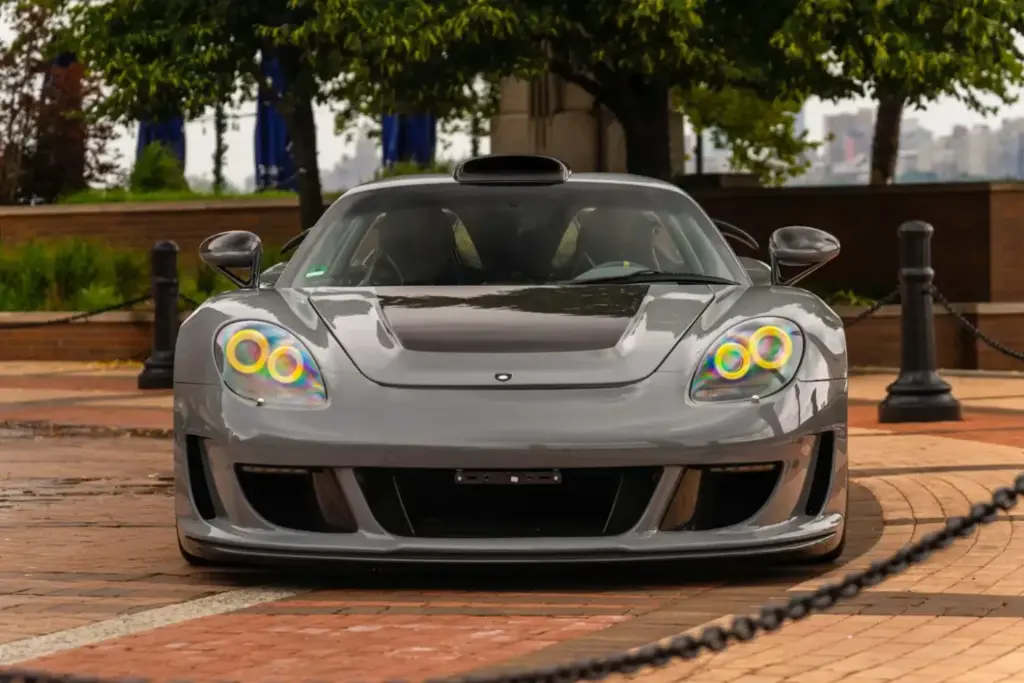 Gemballa Mirage GT: El Porsche Carrera GT más salvaje del que solo fabricaron 25 piezas 4 Motor16 2004 Gemballa Mirage GT Mecum 4 Motor16