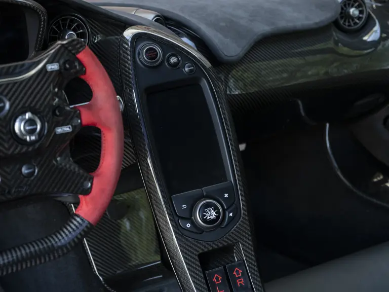 Como este McLaren P1 solo hay cuatro en el mundo y RM Sotheby's lo pone en juego 30 Motor16 2014 McLaren P1 GT Lanzante 1 Motor16