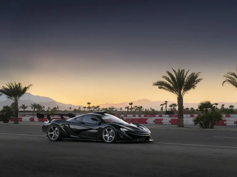 Como este McLaren P1 solo hay cuatro en el mundo y RM Sotheby's lo pone en juego 6 Motor16 2014 McLaren P1 GT Lanzante 14 Motor16