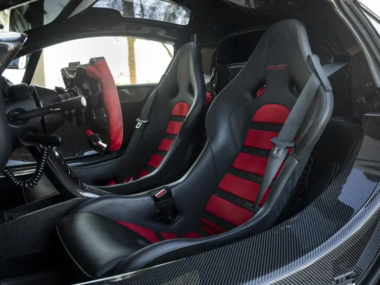 Como este McLaren P1 solo hay cuatro en el mundo y RM Sotheby's lo pone en juego 33 Motor16 2014 McLaren P1 GT Lanzante 24 Motor16