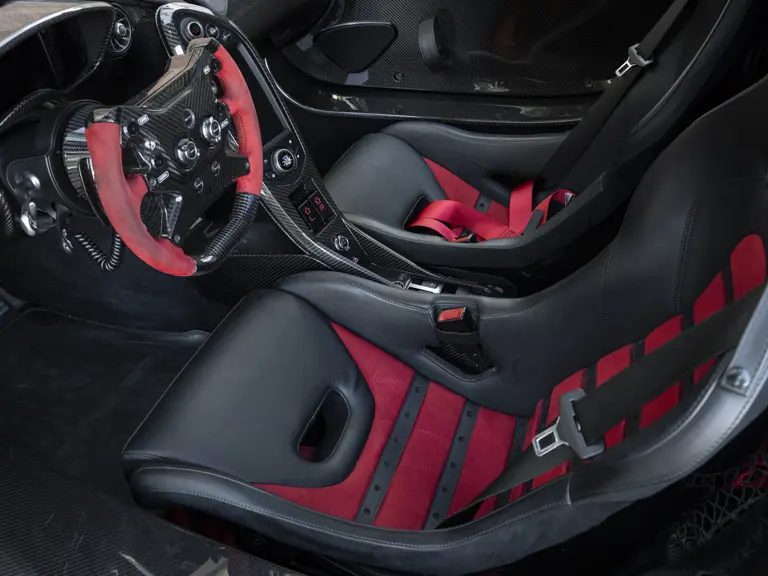 Como este McLaren P1 solo hay cuatro en el mundo y RM Sotheby's lo pone en juego 24 Motor16 2014 McLaren P1 GT Lanzante 9 Motor16
