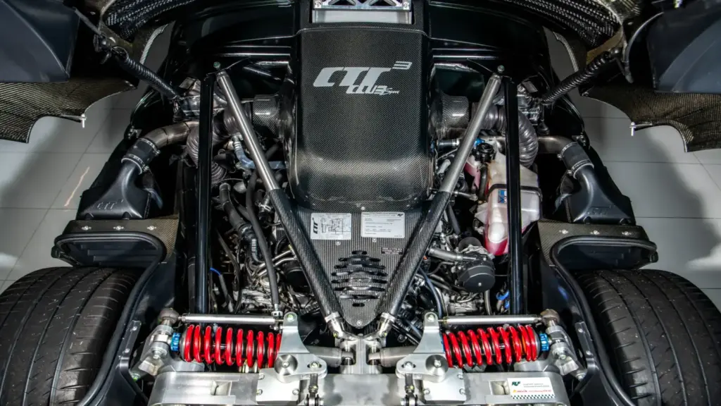 Hennessey Venom F5-M: 2.059 CV y caja de cambios manual 32 Motor16 2018 RUF CTR3 Clubsport. Imagen motor.