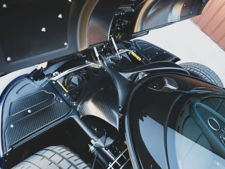 2024 pagani huayra roadster executor manual 2 Motor16