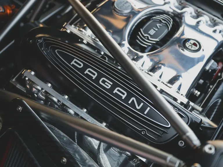 2024 pagani huayra roadster executor manual 31 Motor16