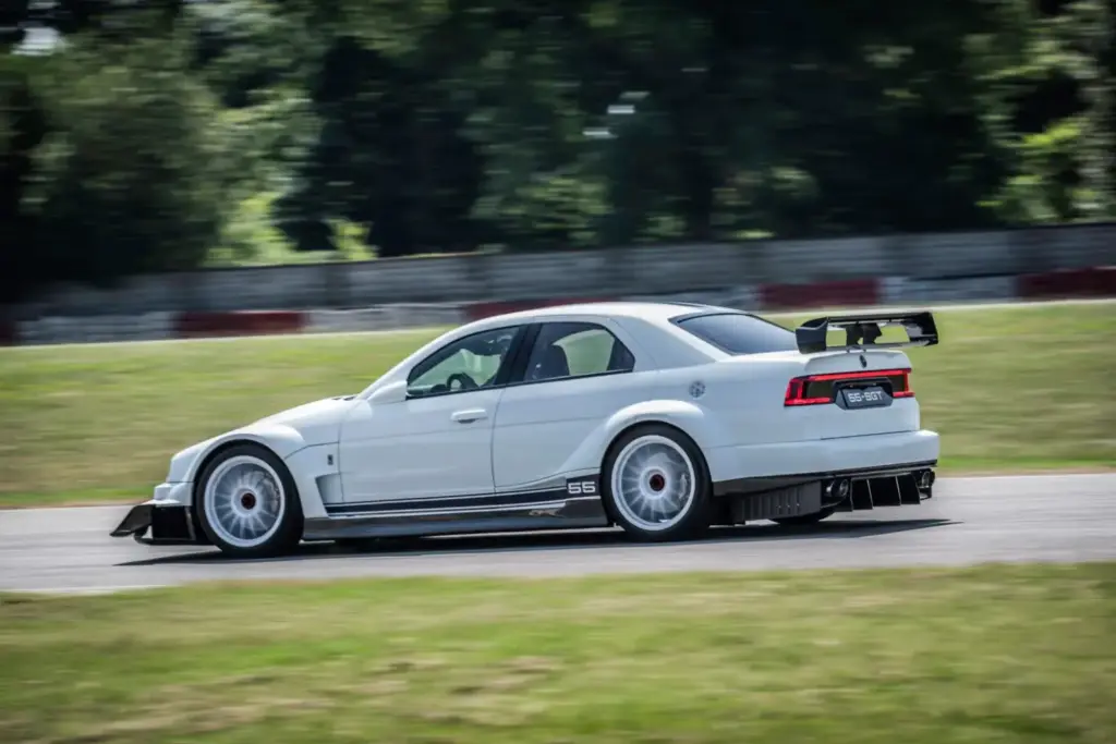SGT reedita el mítico Alfa Romeo 155 del DTM con esta criatura de la que fabricarán 55 unidades 18 Motor16 2026 55 SGT Alfa Romeo 155 DTM 13 Motor16