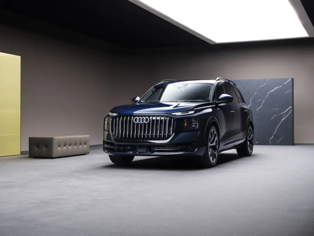 2026 Audi Q9 reveal 1 Motor16