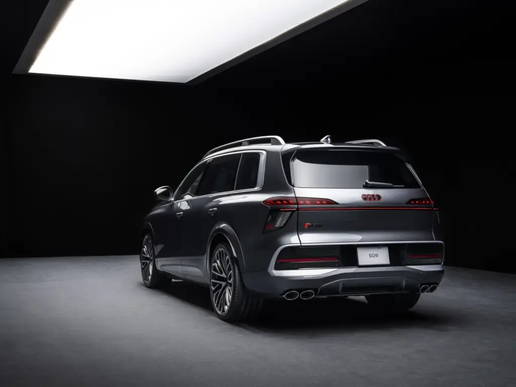 2026 Audi Q9 reveal 16 Motor16